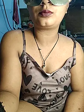 Manpreet kaur21 online show from 20, 7, 2026