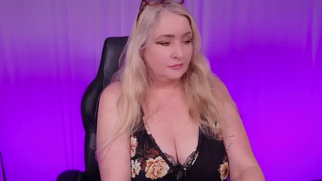 KatDSinclair online show from 17, 3, 2025