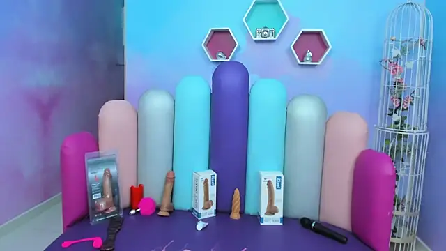 Snapshot of LYA_SWEETX chatting on 4, 2, 2025 LYA SWEETX online show from 4, 2, 2025