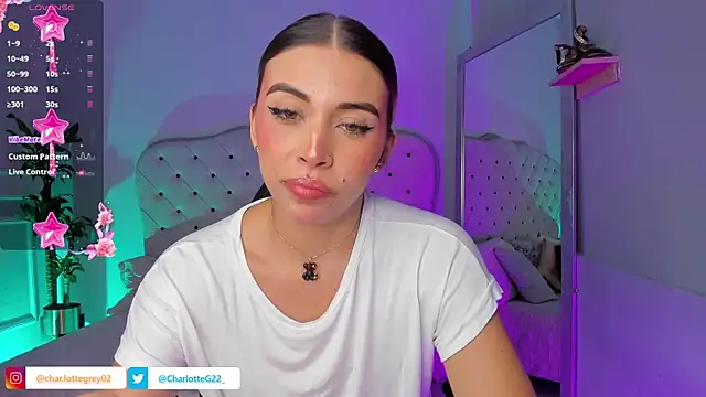 Snapshot of charlotte__grey chatting on 3, 1, 2025 charlotte grey online show from 3, 1, 2025