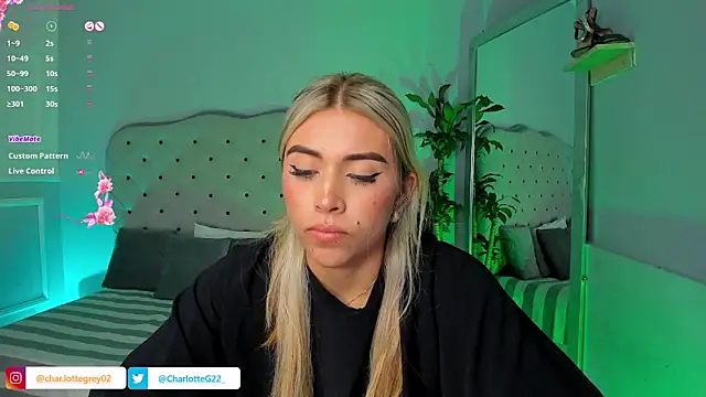 Snapshot of charlotte__grey chatting on 1, 2, 2025 charlotte grey online show from 1, 2, 2025