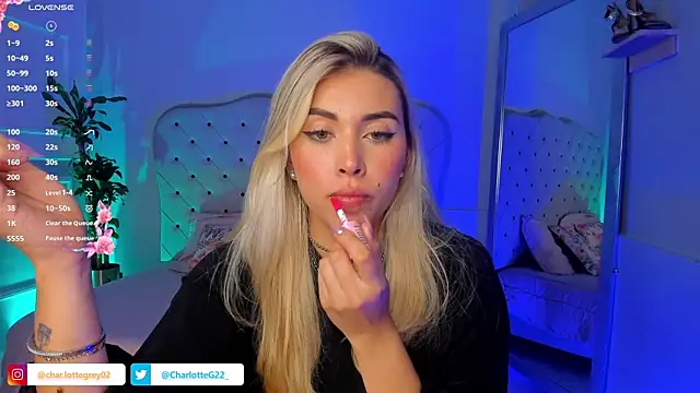 Snapshot of charlotte__grey chatting on 5, 3, 2025 charlotte grey online show from 5, 3, 2025