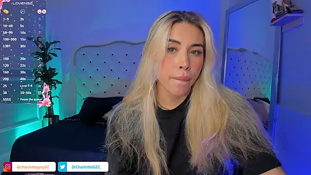 Snapshot of charlotte__grey chatting on 12, 3, 2025 charlotte grey online show from 12, 3, 2025