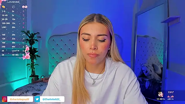 Snapshot of charlotte__grey chatting on 17, 3, 2025 charlotte grey online show from 17, 3, 2025