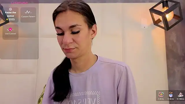 Mia thompson 19 online show from 28, 3, 2026