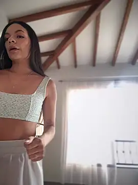 Snapshot of Sammantha_Grey chatting on 3, 3, 2025 Sammantha Grey online show from 3, 3, 2025