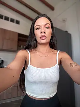 Snapshot of Sammantha_Grey chatting on 4, 3, 2025 Sammantha Grey online show from 4, 3, 2025