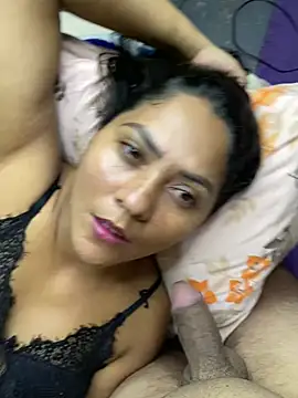 Snapshot of mayemarc chatting on 13, 2, 2025 mayemarc online show from 13, 2, 2025