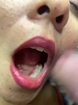 Snapshot of mayemarc chatting on 15, 12, 2025 mayemarc online show from 15, 12, 2025