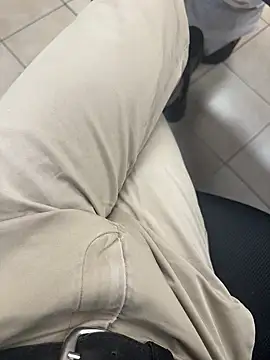 Snapshot of hotisraeli chatting on 10, 2, 2025 hotisraeli online show from 10, 2, 2025