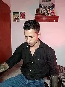 Snapshot of chero_95 chatting on 14, 11, 2025 chero 95 online show from 14, 11, 2025