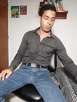 Snapshot of chero_95 chatting on 23, 11, 2025 chero 95 online show from 23, 11, 2025