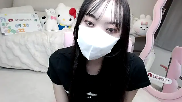 momo room online show from 30, 9, 2025