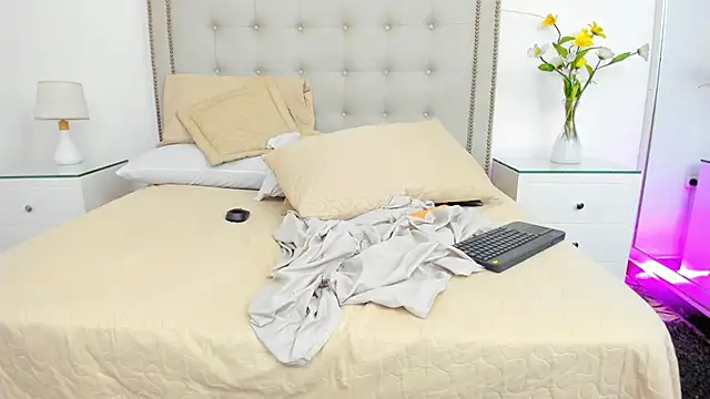 Cataleyalove ADY online show from 19, 4, 2026