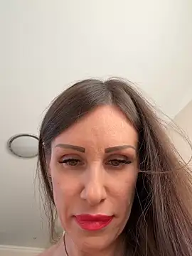 Hott Lolla online show from 16, 9, 2025