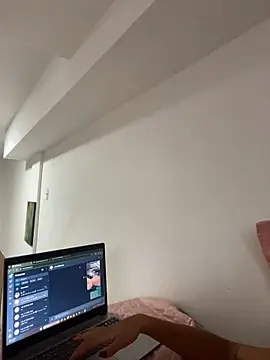 Snapshot of Pinkhotbaby chatting on 11, 2, 2025 Pinkhotbaby online show from 11, 2, 2025