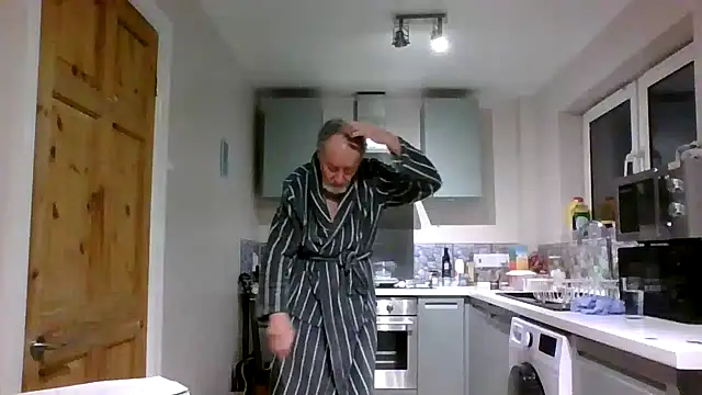 jimmybenido online show from 3, 2, 2026