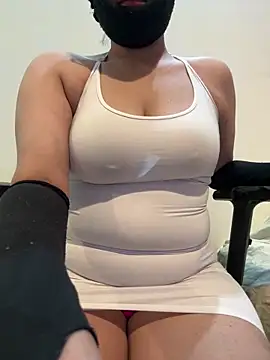 Snapshot of AditiIndia chatting on 9, 2, 2025 AditiIndia online show from 9, 2, 2025