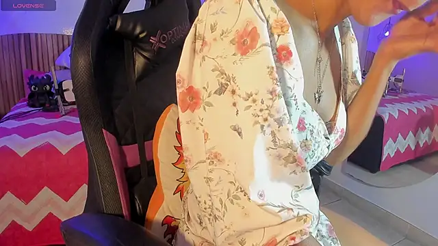 IamNayuta online show from 5, 12, 2025