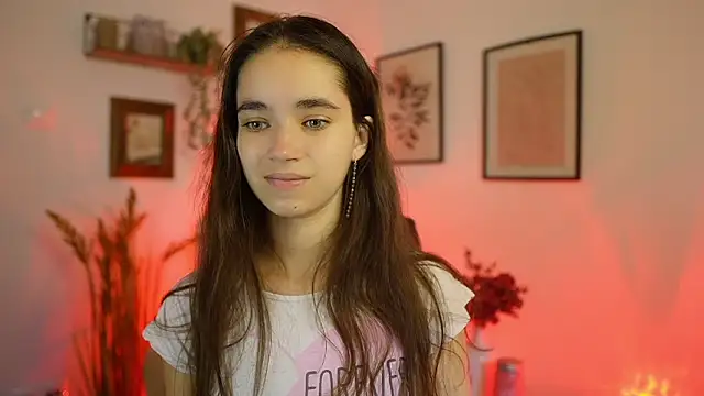 Snapshot of Gia_Paige18 chatting on 22, 9, 2025 Gia Paige18 online show from 22, 9, 2025