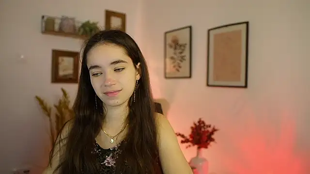 Snapshot of Gia_Paige18 chatting on 12, 10, 2025 Gia Paige18 online show from 12, 10, 2025