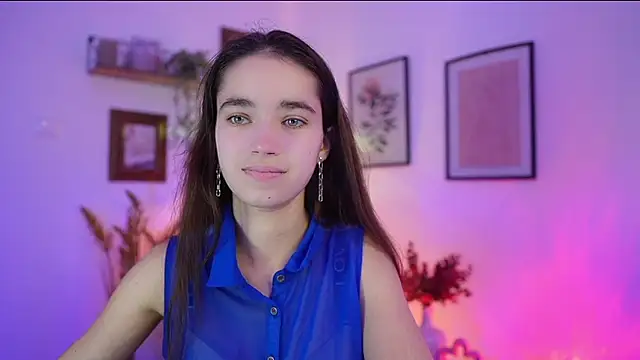 Snapshot of Gia_Paige18 chatting on 30, 10, 2025 Gia Paige18 online show from 30, 10, 2025