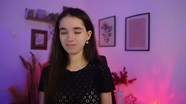 Snapshot of Gia_Paige18 chatting on 2, 12, 2025 Gia Paige18 online show from 2, 12, 2025