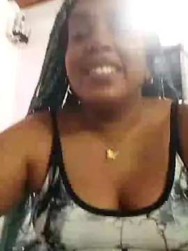 ELLA KELLY online show from 8, 2, 2025