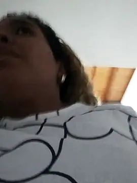 ELLA KELLY online show from 19, 10, 2025