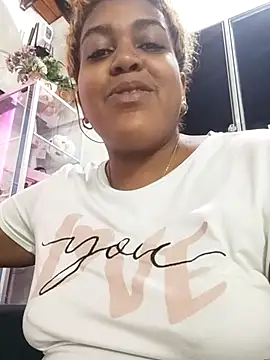 ELLA KELLY online show from 14, 4, 2026