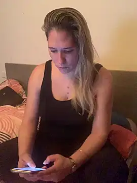 Chatonne69 online show from 22, 3, 2025