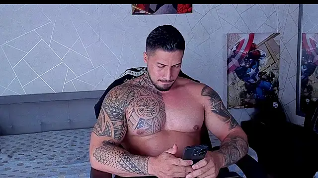 Cristian Walker online show from 4, 6, 2026