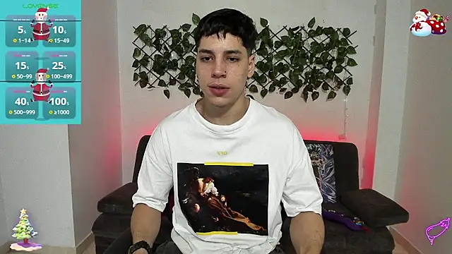 Snapshot of jonathanjoestar_ chatting on 12, 12, 2024 jonathanjoestar online show from 12, 12, 2024