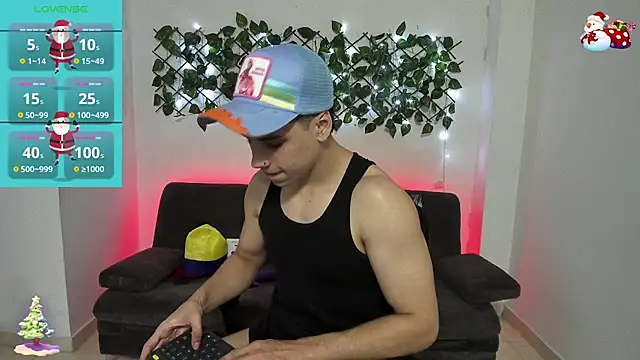 Snapshot of jonathanjoestar_ chatting on 15, 12, 2024 jonathanjoestar online show from 15, 12, 2024