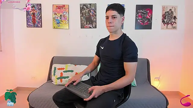 Snapshot of jonathanjoestar_ chatting on 17, 11, 2025 jonathanjoestar online show from 17, 11, 2025