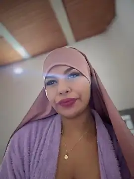 lalilamassu1 online show from 14, 11, 2025