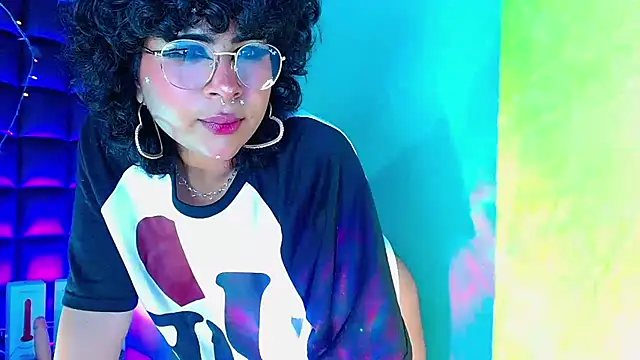 kuromi69 online show from 8, 1, 2025