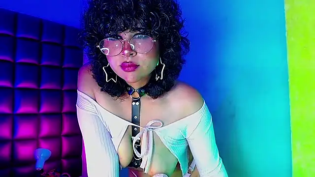 kuromi69 online show from 19, 3, 2025