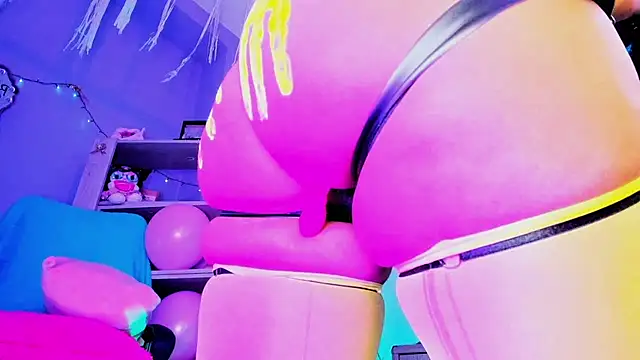 kuromi69 online show from 19, 4, 2026