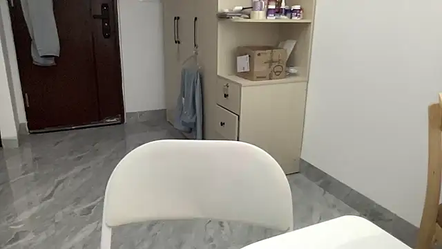 Louis Baby online show from 11, 4, 2026