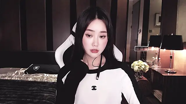 Snapshot of Cartier-__Daji- chatting on 15, 2, 2026 Cartier- Daji- online show from 15, 2, 2026