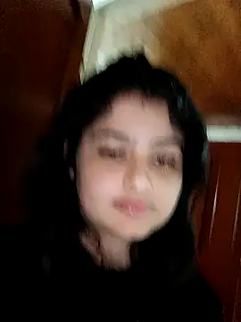 Stephania 18 online show from 25, 2, 2025