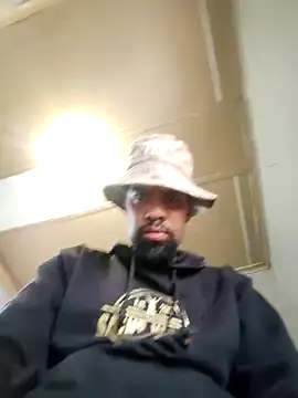 Snapshot of Tigermanboy chatting on 16, 3, 2025 Tigermanboy online show from 16, 3, 2025