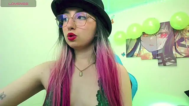 Julieta cott online show from 17, 3, 2025