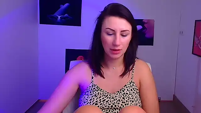 Loren Moa online show from 26, 1, 2025