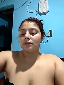 Snapshot of george_jonnes chatting on 13, 9, 2025 george jonnes online show from 13, 9, 2025