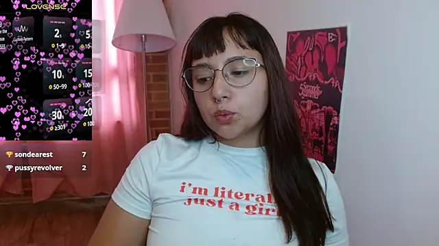 Snapshot of emitaa17228o chatting on 14, 3, 2025 emitaa17228o online show from 14, 3, 2025