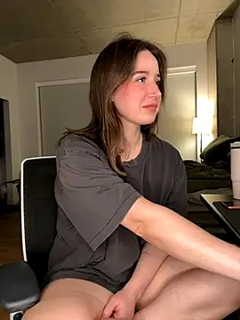 nerdynina online show from 24, 11, 2025