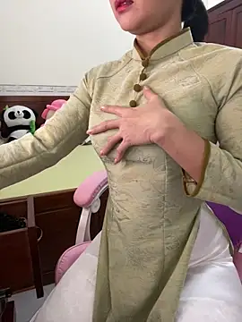    Erin    online show from 24, 4, 2026