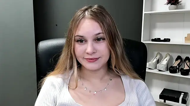 Snapshot of kitty_valeria chatting on 18, 5, 2026 kitty valeria online show from 18, 5, 2026